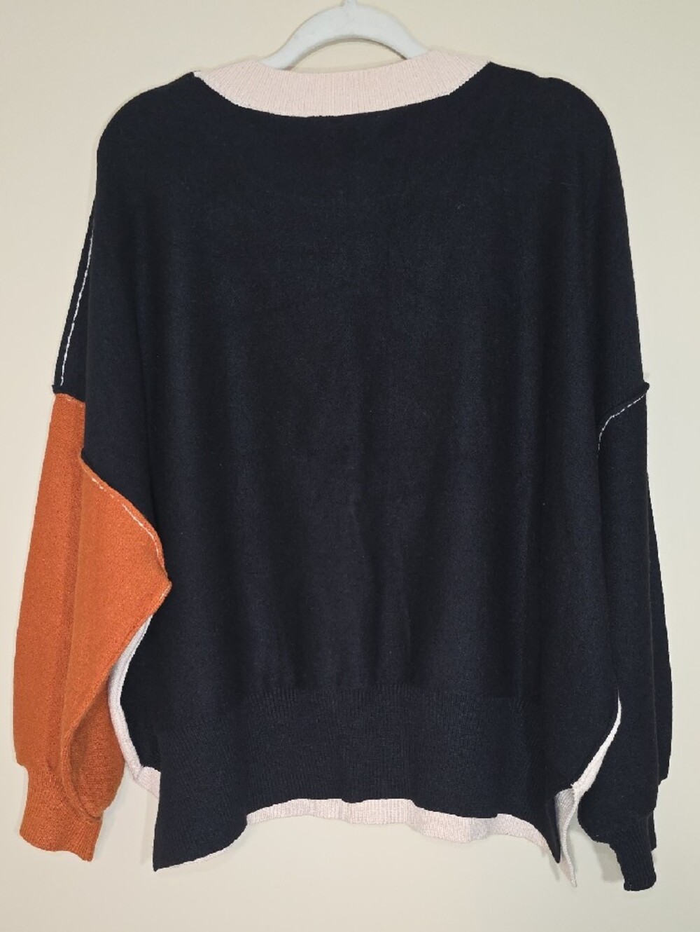 BiBi NWT Oversized Colorblock Sweater Cream Black Rust Size L - Picture 5 of 5